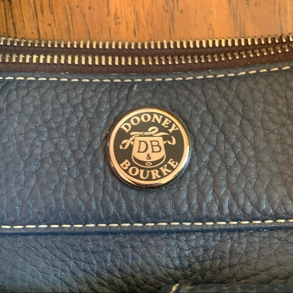 Large Dooney & Bourke Navy Blue Purse - Picture 3 of 11